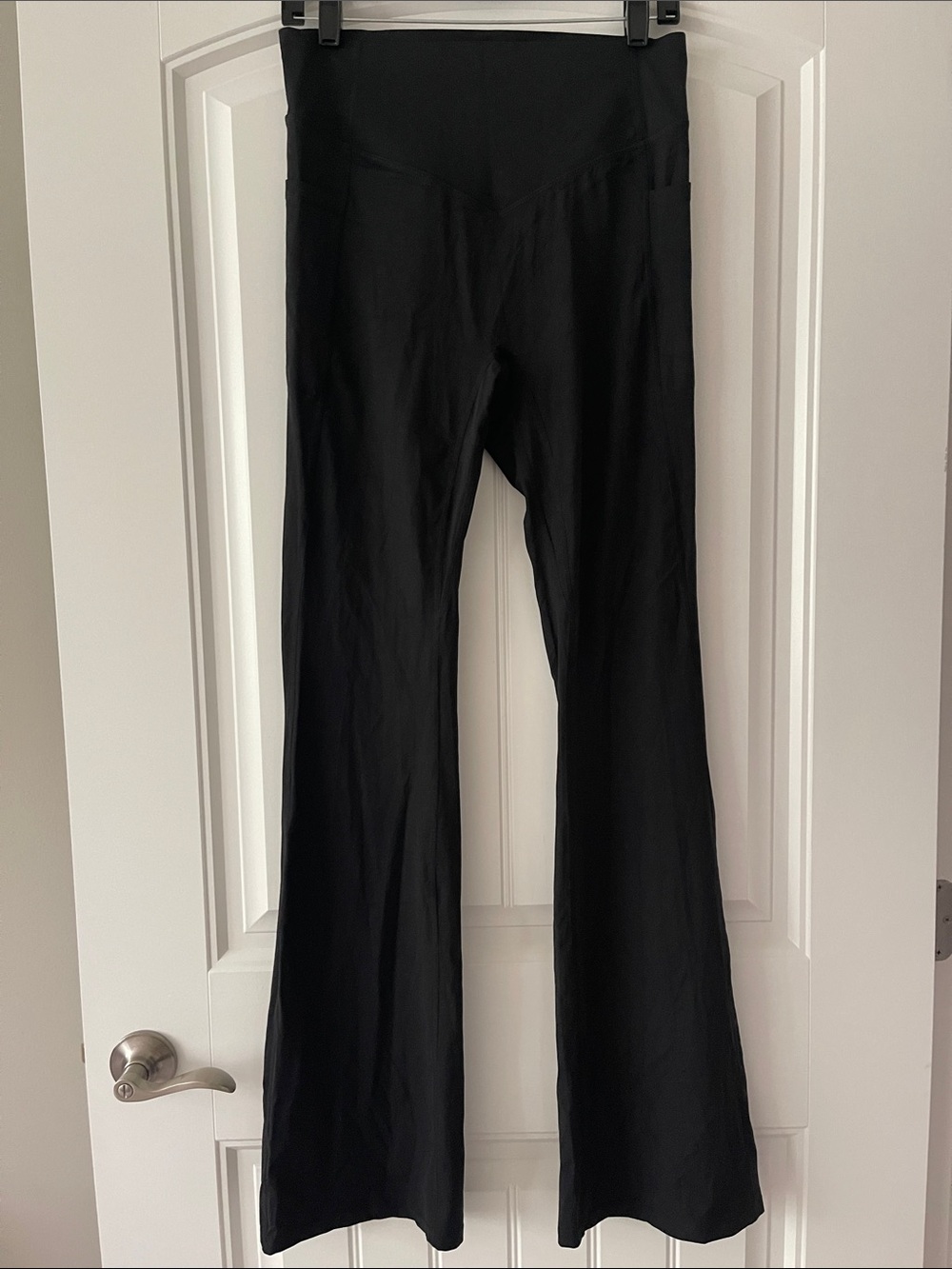 Halara Black Flare Leggings Butt Scrunch Large